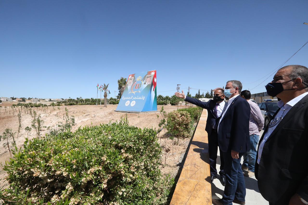 وزير الشباب في زيارة ميدانية لمحافظة مأدبا 