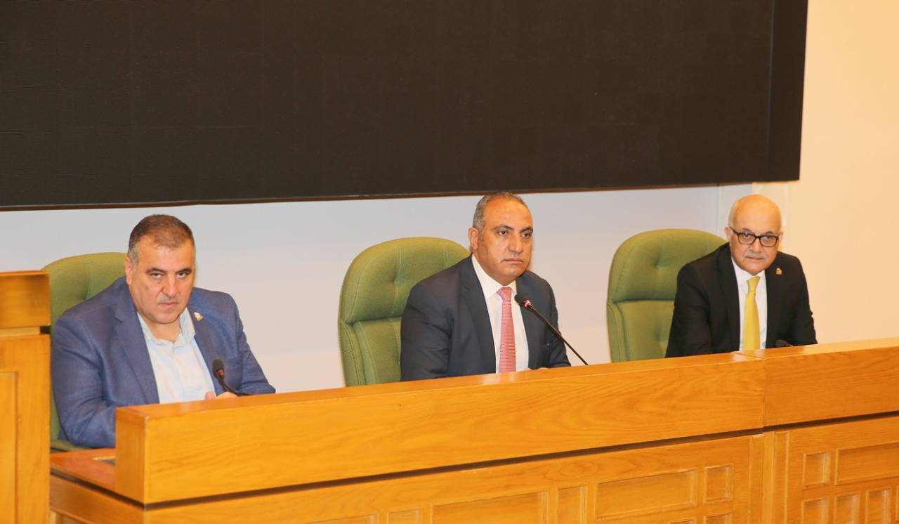 الشواربة : سنعلن مع نهاية الاسبوع المقبل آلية عمل واسس لضبط البيع العشوائي  