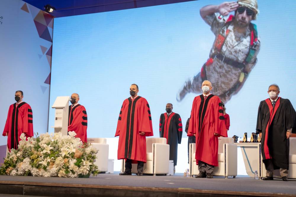 أجواء من الفخر والسعادة في جامعة عجمان في الیوم الثاني من حفل  تخریج دفعة العام 2021