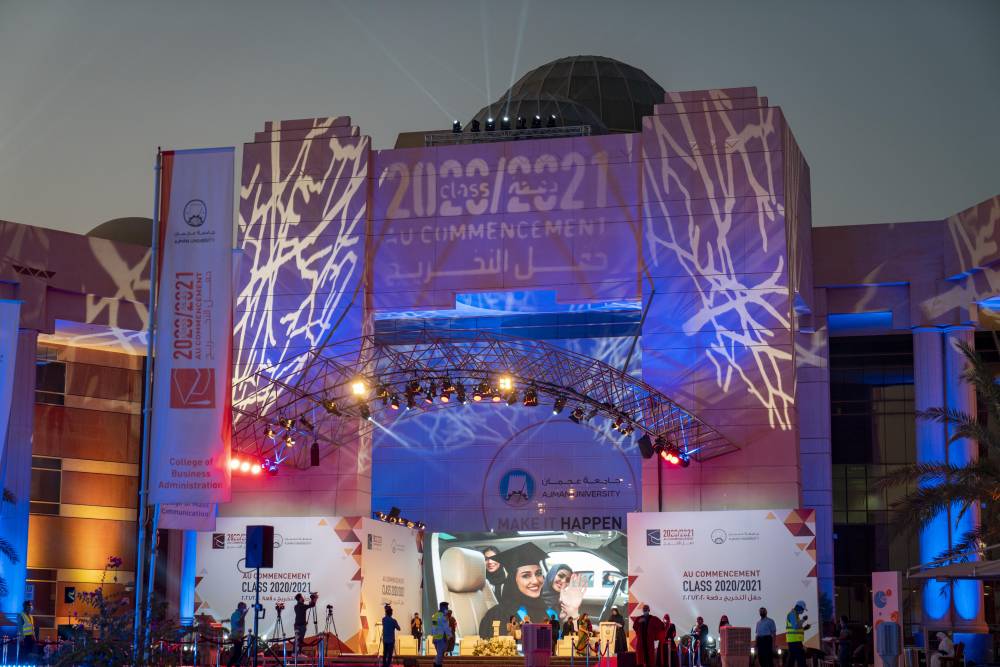 أجواء من الفخر والسعادة في جامعة عجمان في الیوم الثاني من حفل  تخریج دفعة العام 2021