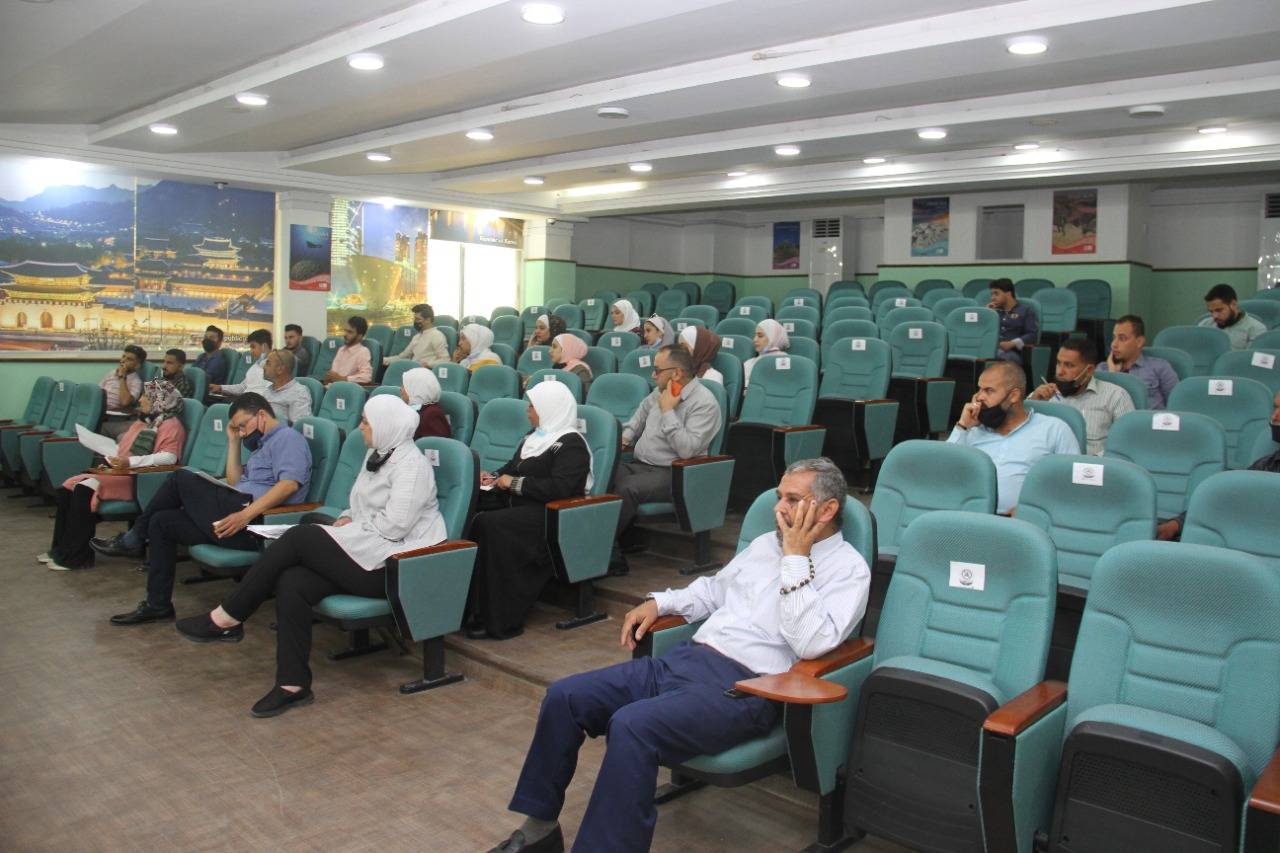 دورة تدريبيه حول صناعة الكمبوست في البلقاء التطبيقية