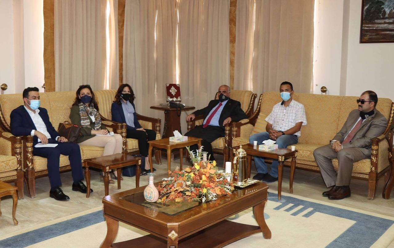 وفد من مؤسسة ولي العهد يزور جامعة الحسين بن طلال