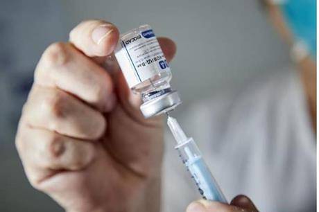 افتتاح كلية رفيدة في الرصيفة كمركز تطعيم ضد كورونا الأثنين