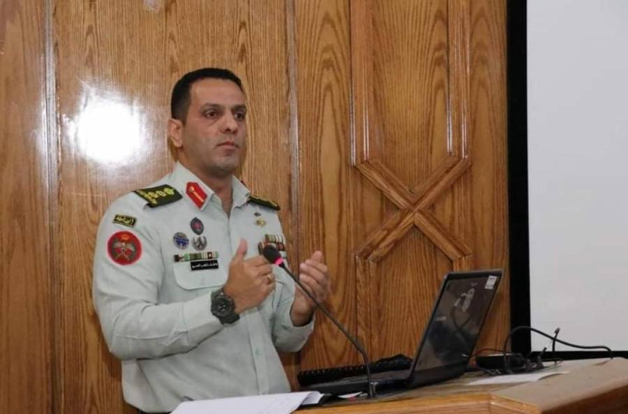 العقيد الركن عمليات خاصة عاطف شاهر العمرو  مبارك  الماجستير