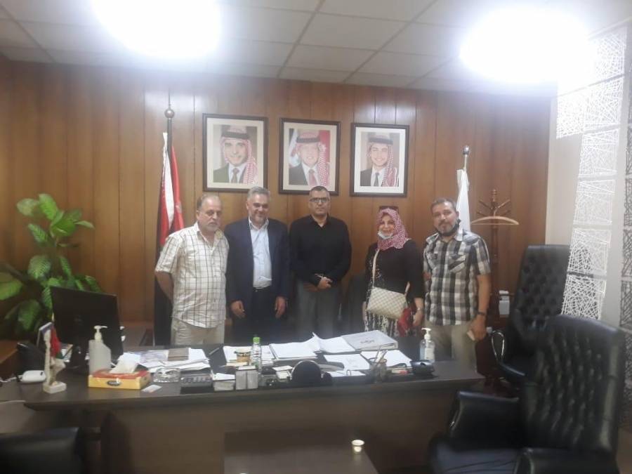 السفاسفة يلتقي النقابة العامة لاصحاب أكاديميات التجميل