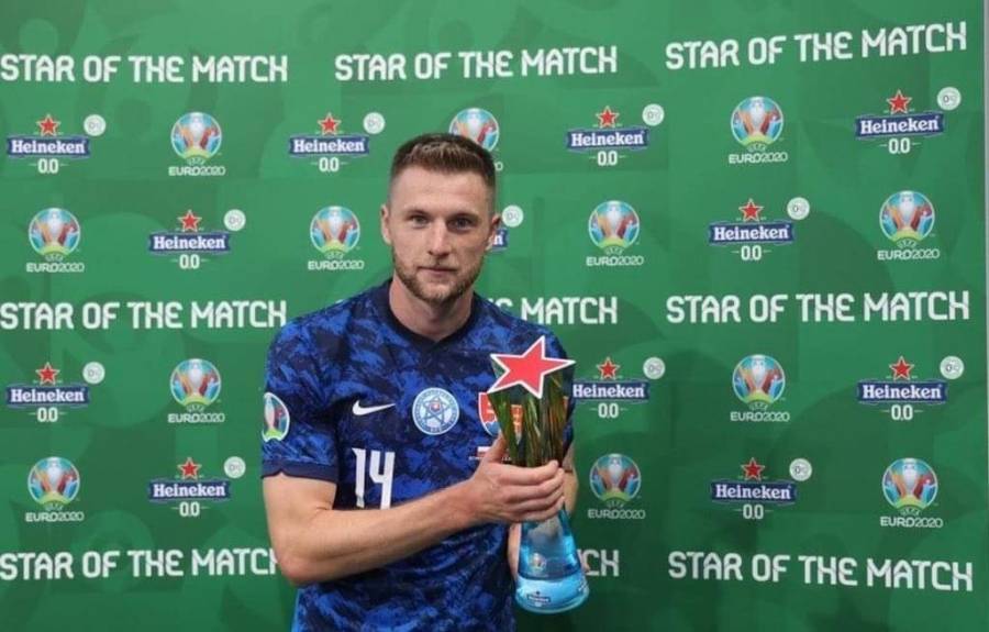 سكرينيار يهدي سلوفاكيا الفوز على بولندا في اليورو