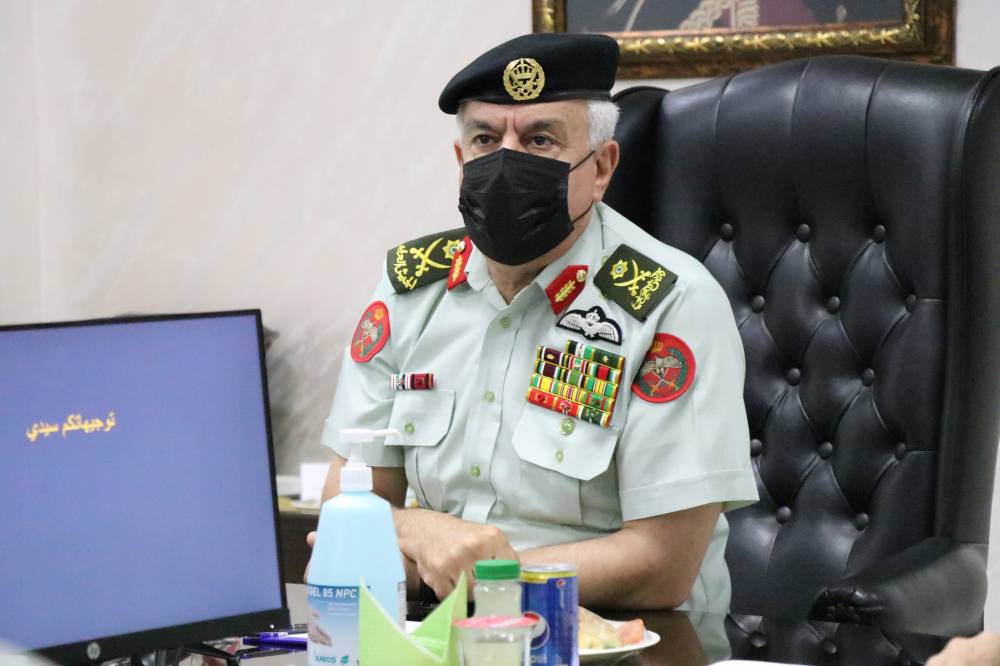 رئيس هيئة الأركان المشتركة يزور مديرية الخدمات الطبية الملكية