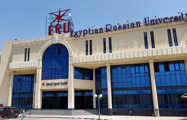 باحث فى الجامعة المصرية الروسية يطور منظومة روبوتية للتعامل مع النظائر المشعة