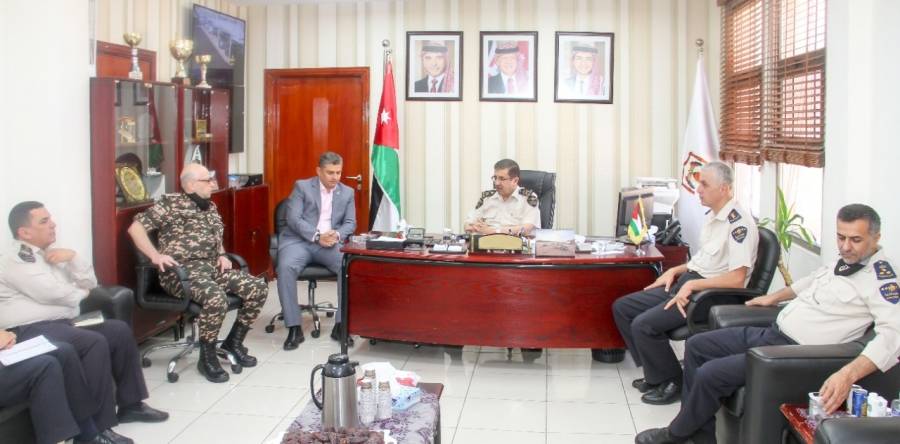 القضاة يزور المراكز الجمركية في العقبة
