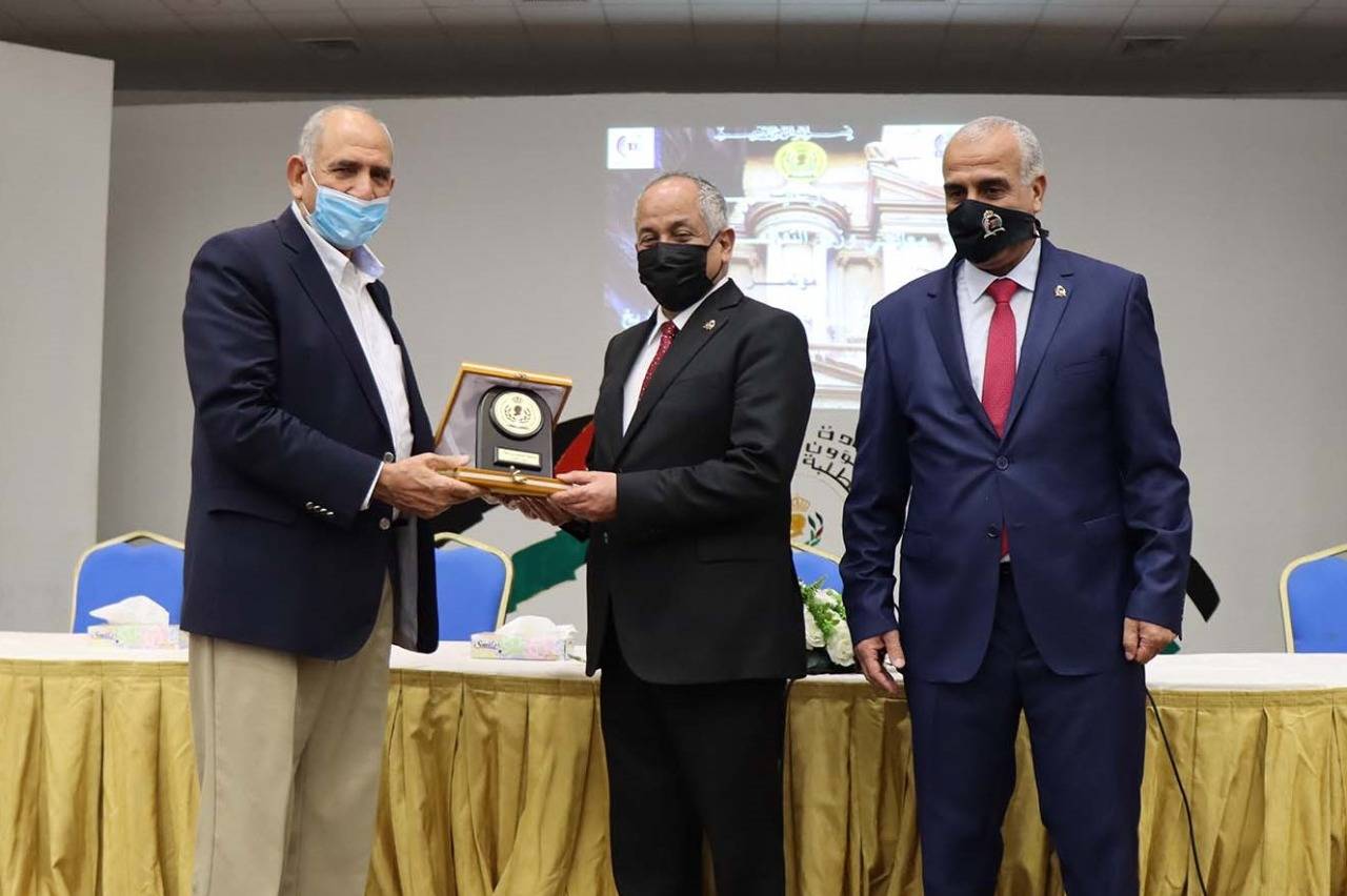 افتتاح مؤتمر الملك المؤسس بجامعة الحسين