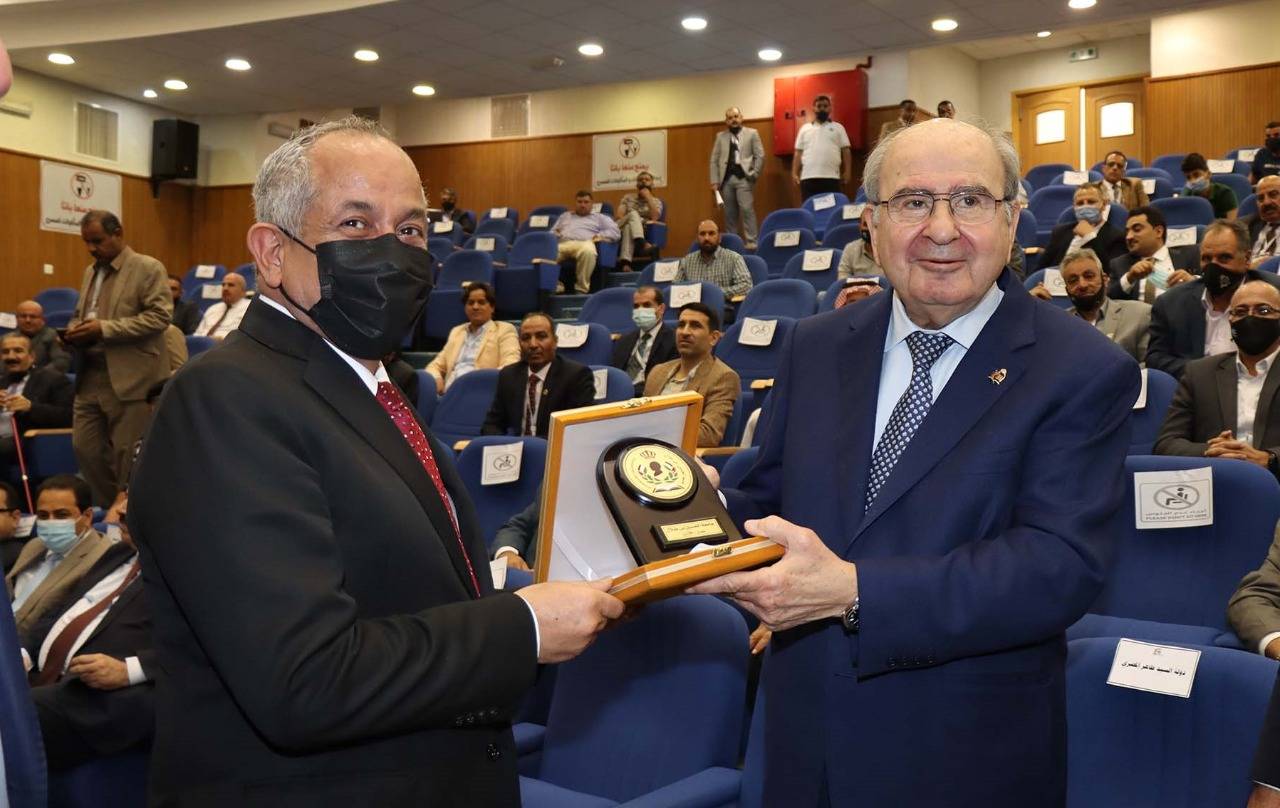 افتتاح مؤتمر الملك المؤسس بجامعة الحسين