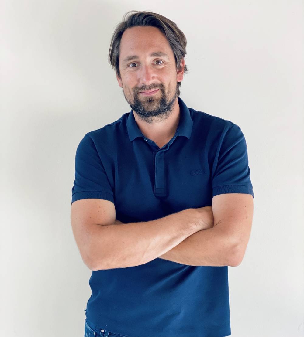 سي إن إن بي للتجارة الإلكترونية موزعاً حصرياً للعلامة التجارية العالمية سموث سكن في دول الخليج 