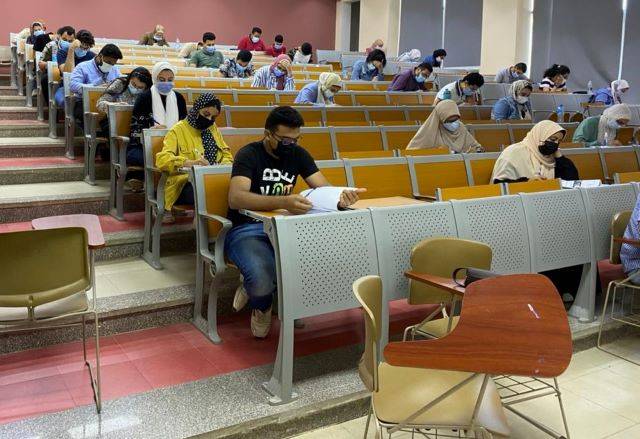  إجراءات احترازية مشددة بطب الفم والأسنان بجامعة بدر فى امتحانات نهاية العام