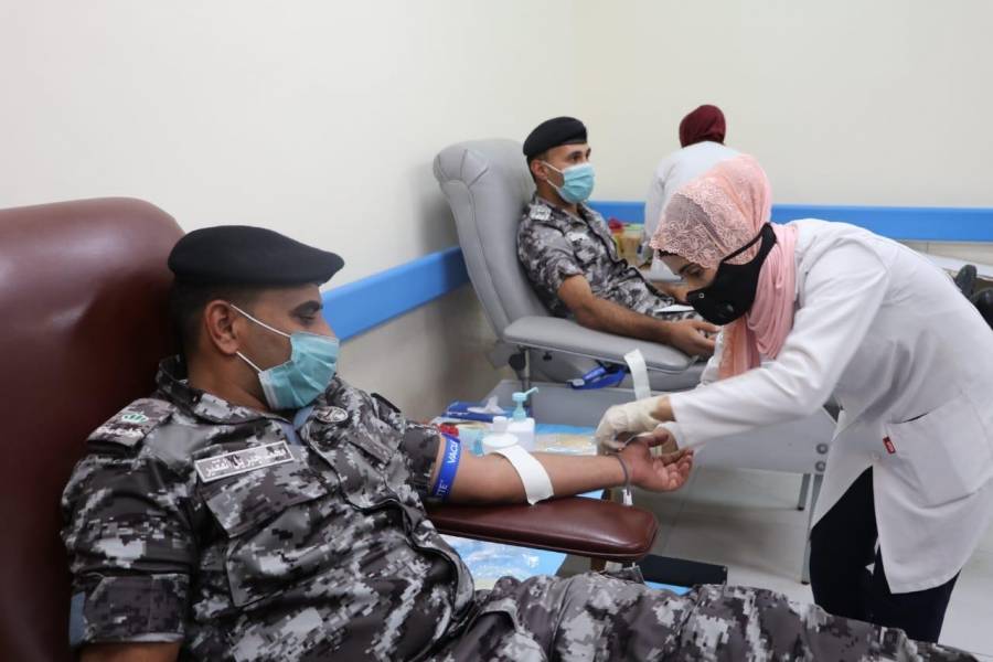 درك مؤاب ينفذ حملة للتبرع بالدم، لصالح مستشفى غور الصافي.