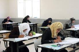 طلبة توجيهي عن أسئلة الإنجليزي: صعب إلى متوسط
