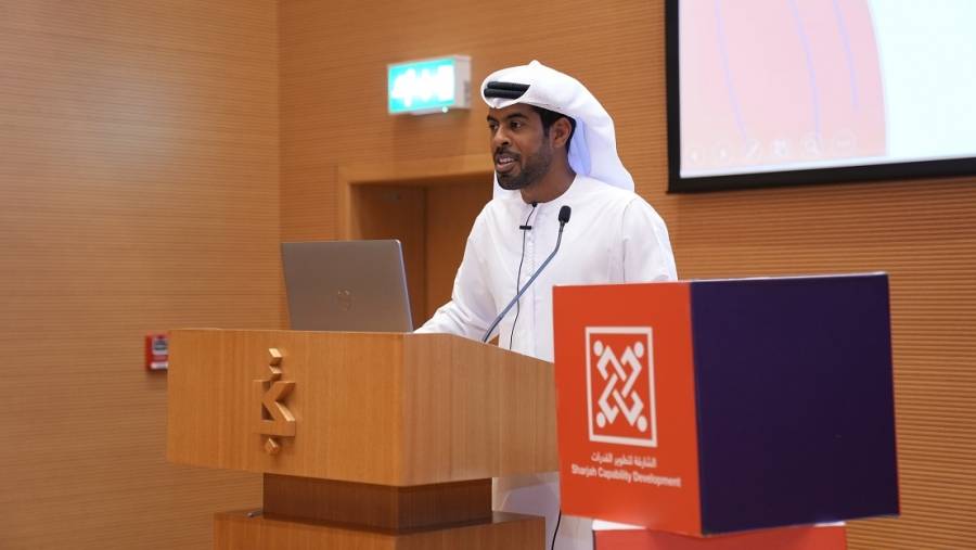 الشارقة لتطویر القدرات تنظم برنامجاً تدریبیاً في فن المسرح