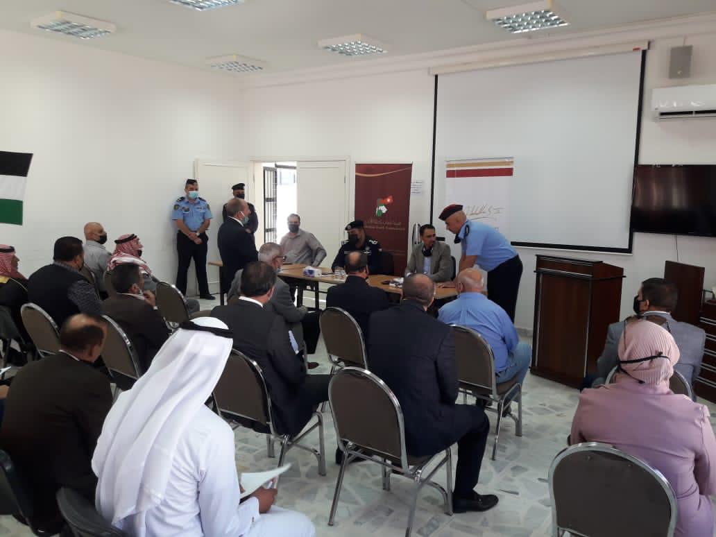 مدير شرطة مادبا يترأس اجتماع المجالس المحلية في مركز امن مادبا الغربي ومركز امن مادبا الشرقي 