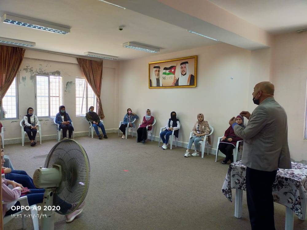 افتتاح معسكرات الحسين للعمل والبناء في مركز الشابات دير ابي سعيد