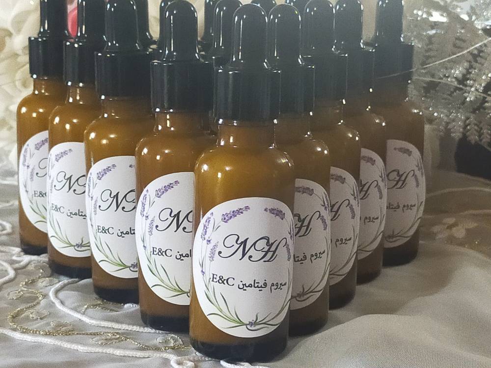 سيدات يلجأن للتسويق الالكتروني لإيجاد مصادر دخل مناسبة 