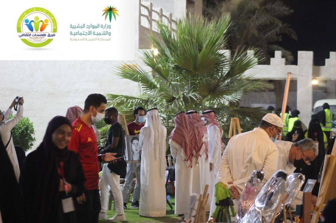 فعالية همسات منبع الإبداع والفنون والتوعية الصحية بمدينة جواثا بالأحساء