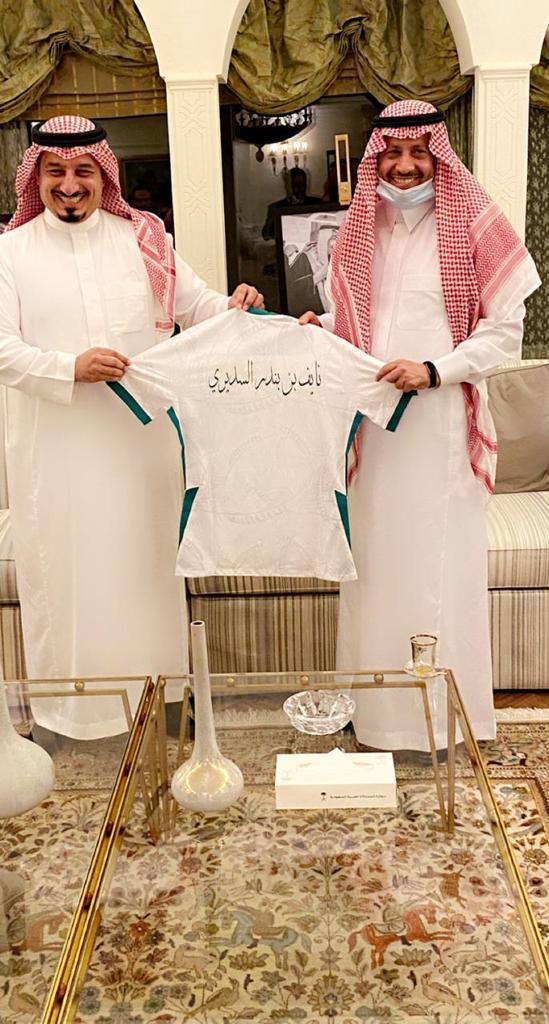 السفير السعودي لدى الأردن يلتقي وفدين من وزارة الرياضة السعودية ومركز الملك سلمان للإغاثة والأعمال الإنسانية  