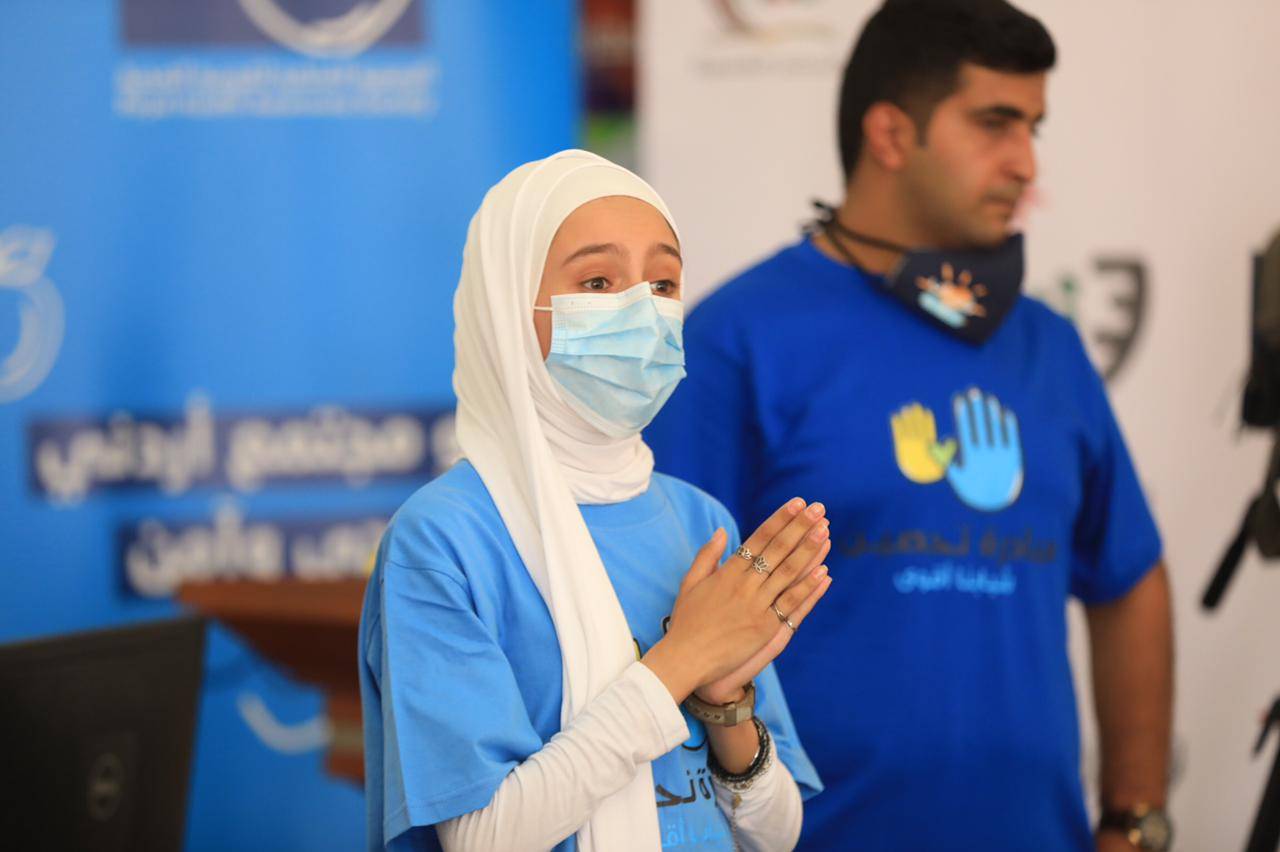 النابلسي يؤكد أهمية المبادرات والبرامج التثقيفية والمهارات الحياتية بين الشباب 