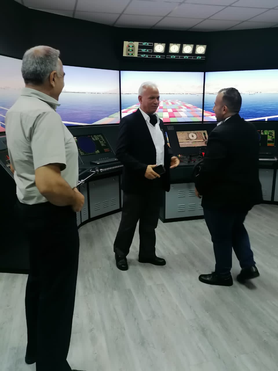 مدير عام الهيئة البحرية الأردنية يبحث زيادة التعاون مع مركز العقبة للتعليم والتدريب البحري في البلقاء التطبيقية