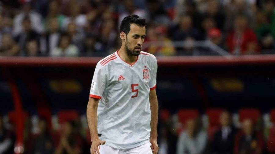 بوسكيتس: يجب أن نمنح ميسي الوقت..وأثق بلابورتا وكومان