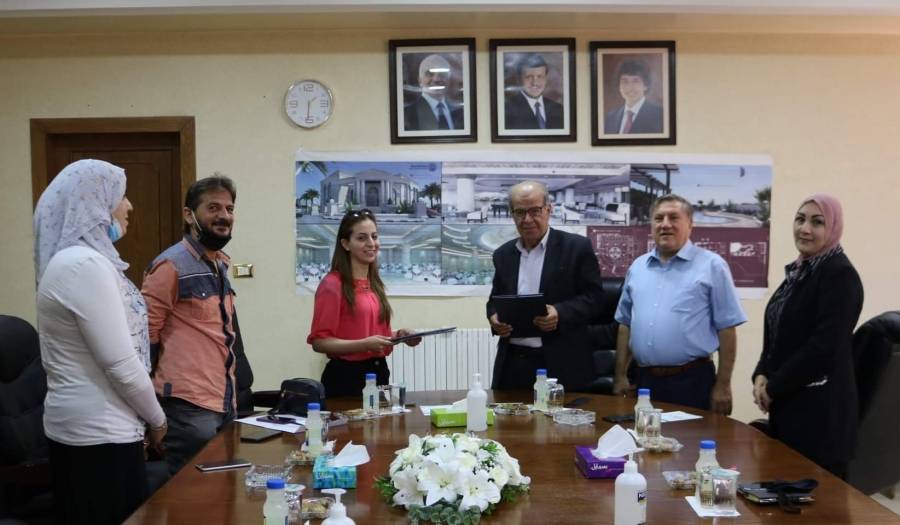 غرفة تجارة الزرقاء توقع مذكرة تفاهم مع مركز بروميديكال مينا الطبي