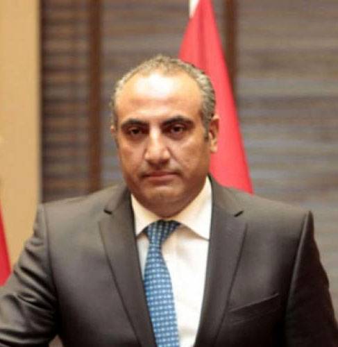 الشواربة يعفي مدير سوق الخضار المركزي من منصبه