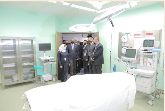 رئيس الوزراء يفتتح مستشفى الجراحات المتخصصة في البشير