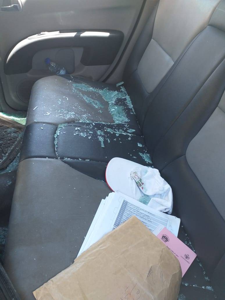 المياه: اعتداء على موظفين في الرمثا وتحطيم سيارتهم الحكومية اثناء جولاتهم التفتيشية لضبط الاعتداءات صور