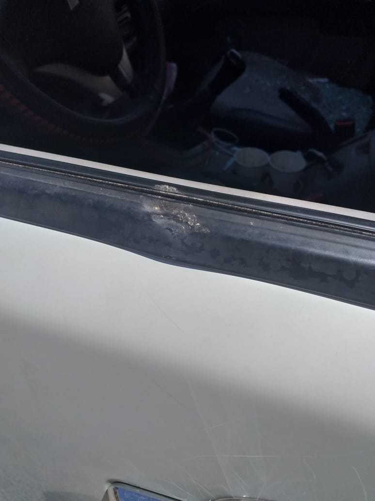 المياه: اعتداء على موظفين في الرمثا وتحطيم سيارتهم الحكومية اثناء جولاتهم التفتيشية لضبط الاعتداءات صور