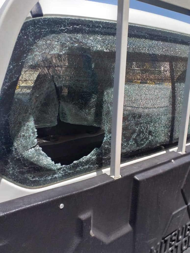 المياه: اعتداء على موظفين في الرمثا وتحطيم سيارتهم الحكومية اثناء جولاتهم التفتيشية لضبط الاعتداءات صور