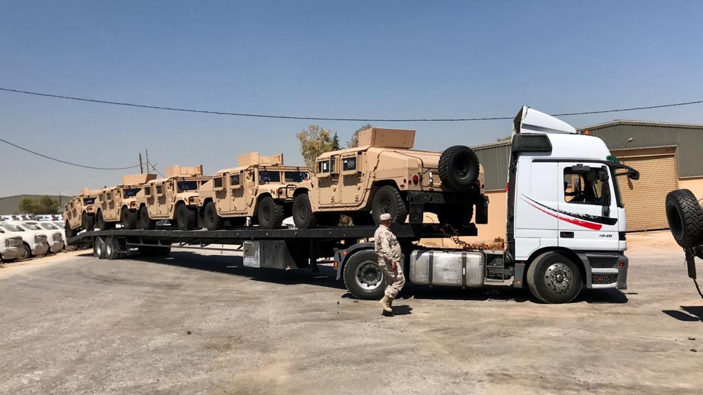 القوات المسلحة تتسلم دفعة جديدة من الآليات العسكرية عبر ميناء العقبة