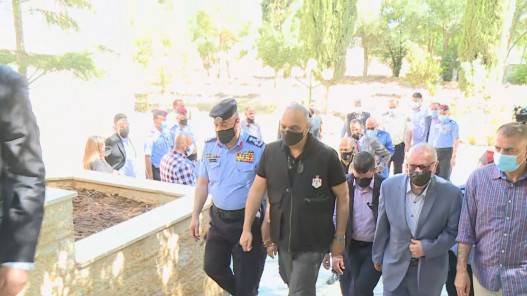 توجيه بإيقاف العمل بنظام لـ باك تو باك عند معبر جابر بأسرع فترة