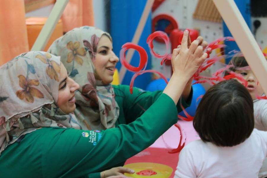 الشارقة للخدمات الإنسانية تصدر عدد الصيف 361 من مجلة المنال الإلكترونية