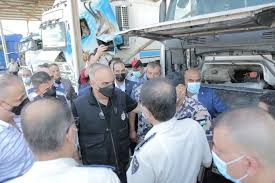 رئيس الوزراء يزور معبر جابر ويوعز بإجراءات لإعادة تشغيله بكامل طاقته