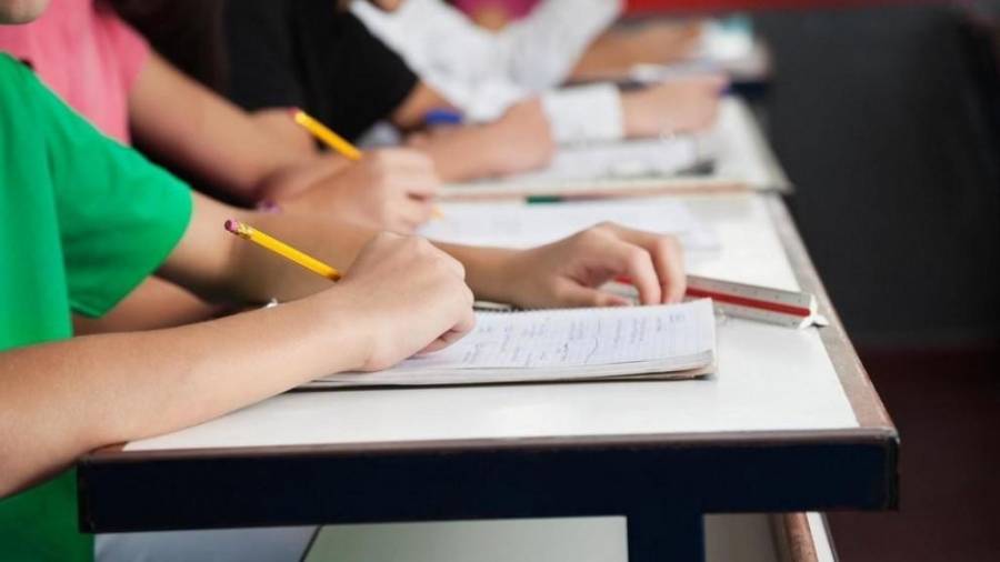 يسرى أبو عنيز تكتب :طلبة التوجيهي يرتجفون خوفاً