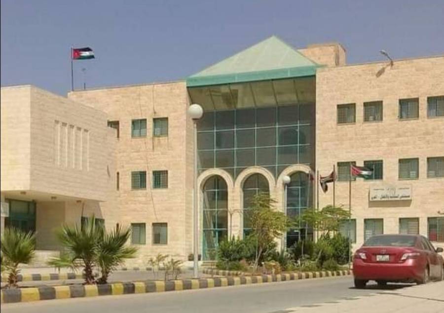 حدث في مستشفى النسائية والاطفال المفرق .. موظفو المستشفى يجمعون قيمة فاتورة مترتبة على طفل مريض