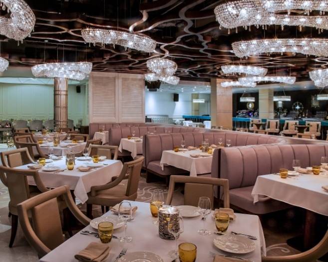 استمتع بمزيج من النكهات الإماراتية والهندية التقليدية هذا العيد في مطعم بنجاب جريل، أبو ظبي