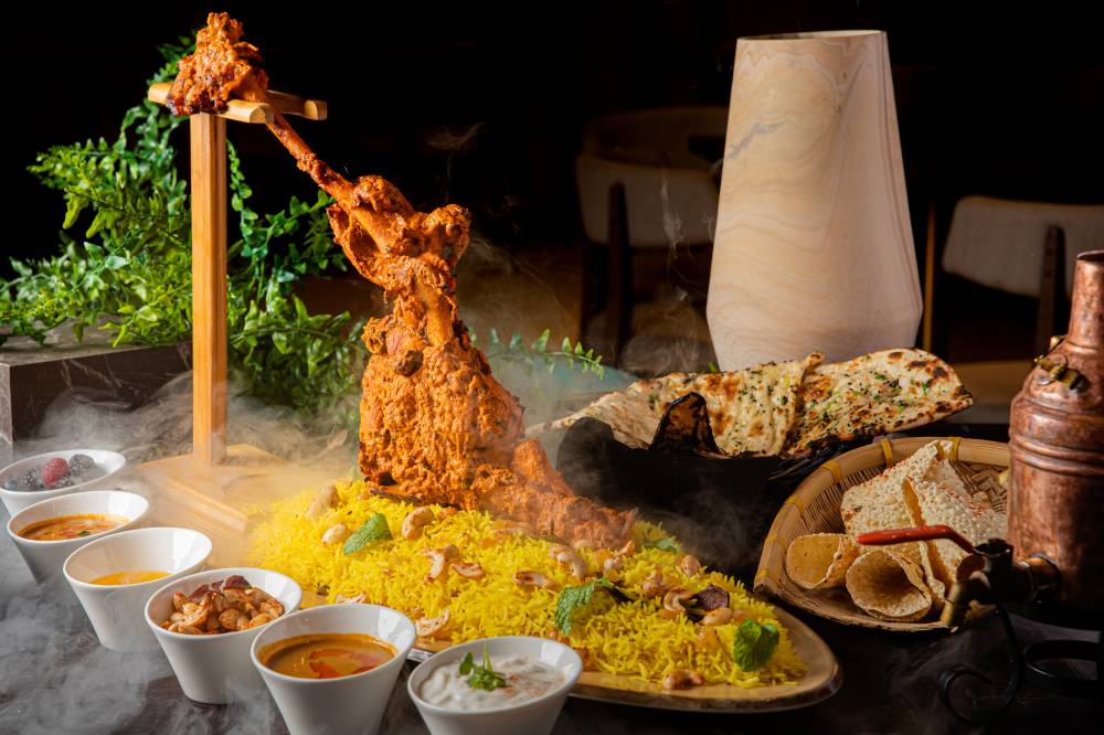  المطعم الهندي المعاصر الشهير في دبي يقدم قائمةً مميزةً يمكن التلذّذ بها في المطعم