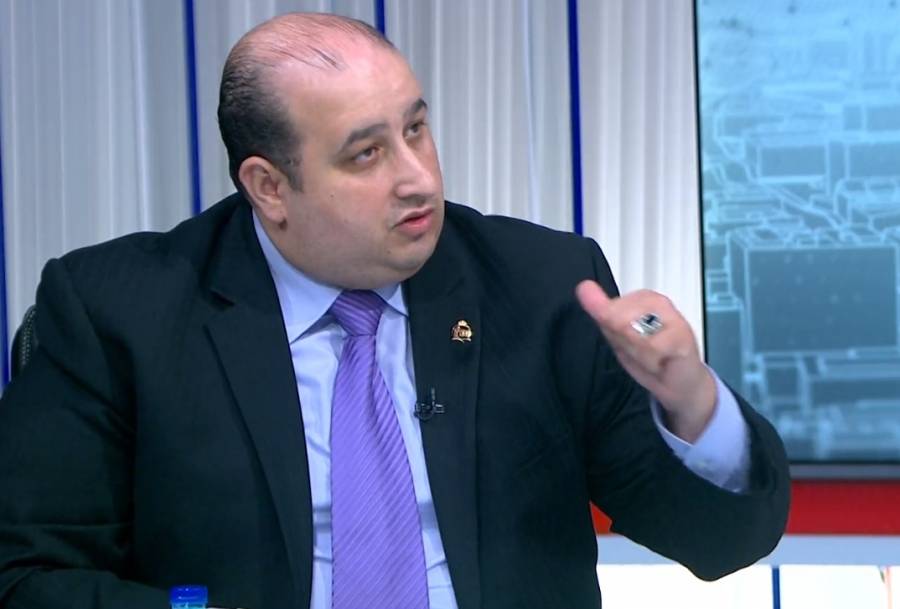 الخطيب: 62 من الجامعيين تلقوا اللقاح.. وندرس فتح مركزين في كل إقليم