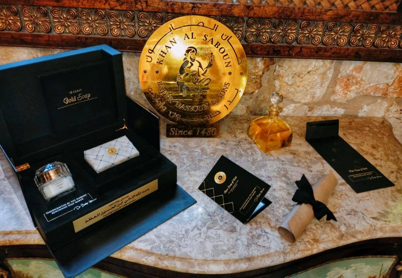 عارف مغامس يكتب : من تراث لبنان إلى الأردن الحبيب ...عطر الملكة رانيا والملك عبدالله الثاني بتوقيع خان الصابون