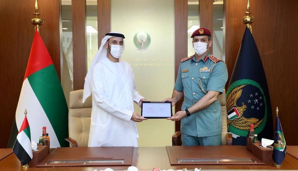 الدفاع المدني ولجنة تطوير تراخيص أعمال البناء في إمارة دبي يوقعان اتفاقية النافذة الموحدة لاعتماد المواد وأنظمة البناء