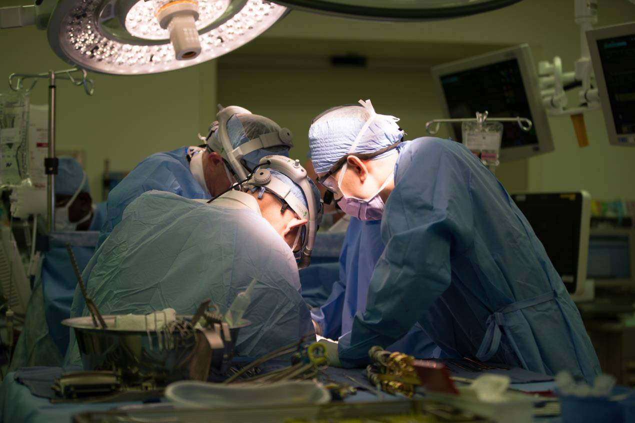 مستشفى كليفلاند كلينك أبوظبي يتجاوز حاجز الـ 150 عملية لزراعة الأعضاء