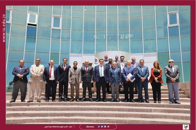 وفد من مركز الملك عبد الله الثاني للتميز يزور جامعة الإسراء
