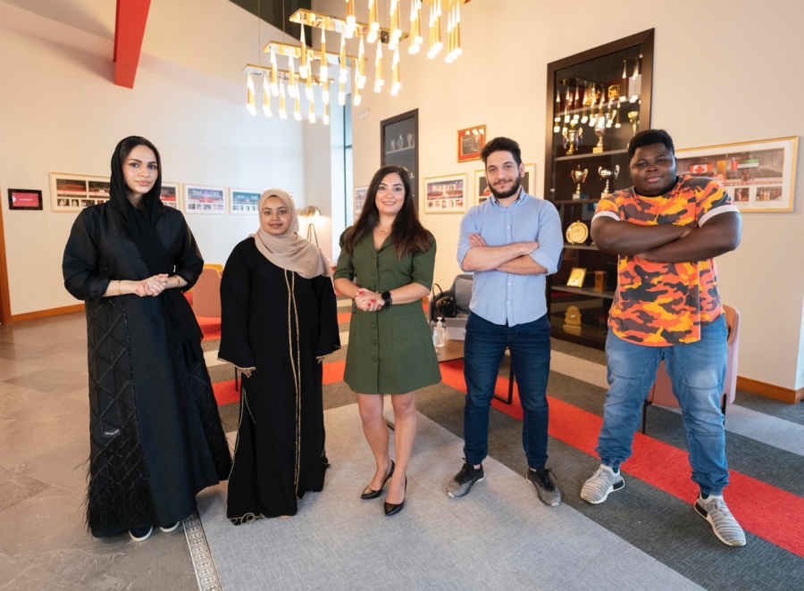 طلاب من دبي یطورون نظام للكشف عن الجرائم قبل وقوعھا