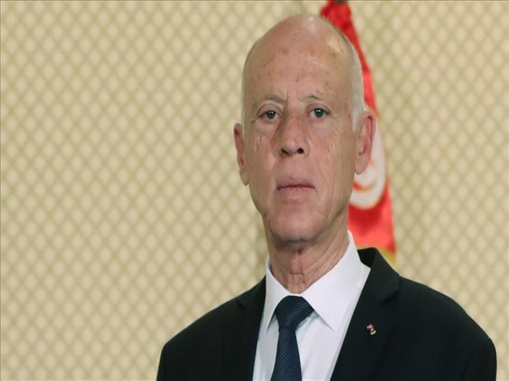 ‏الرئيس التونسي يعلن توليه رئاسة السلطة التنفيذية ويعفي رئيس الحكومة من منصبه ويجمد النواب