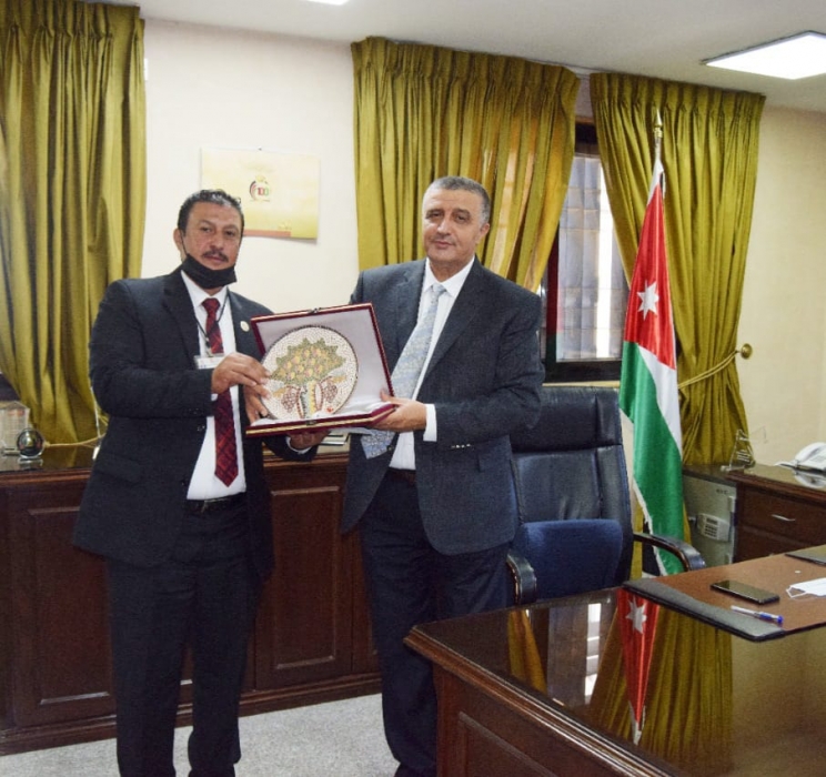 مؤسّسة التدريب المهنيّ تكرم الموظف المثالي